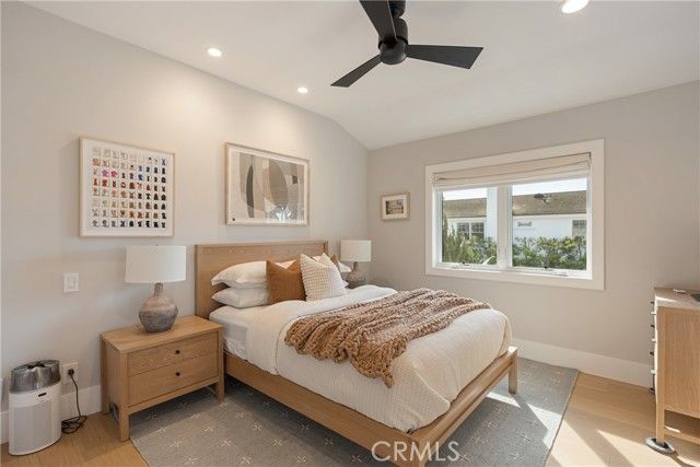 430 Fullerton Avenue, Newport Beach, CA 92663