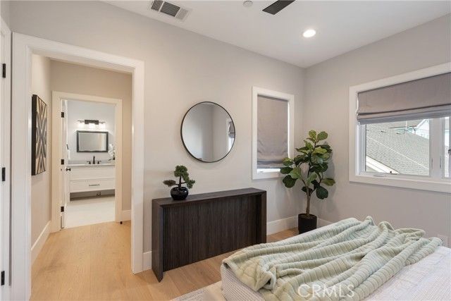 430 Fullerton Avenue, Newport Beach, CA 92663