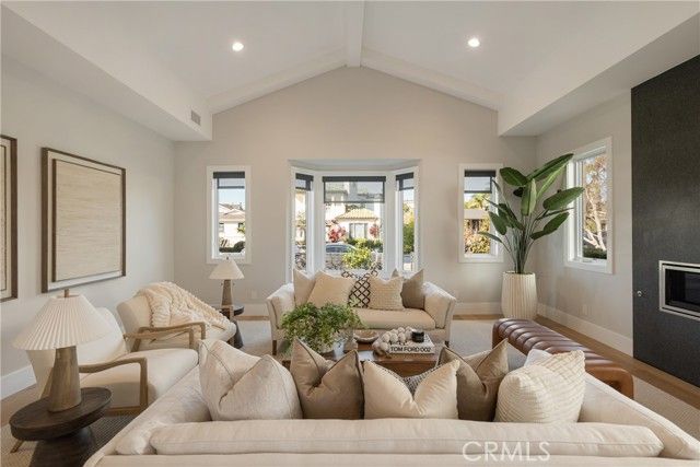 430 Fullerton Avenue, Newport Beach, CA 92663