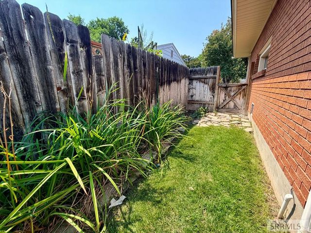 1135 Austin Avenue, Idaho Falls, ID 83404