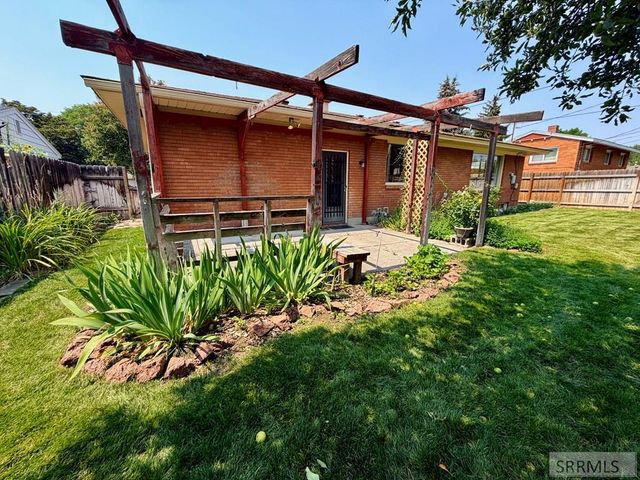 1135 Austin Avenue, Idaho Falls, ID 83404