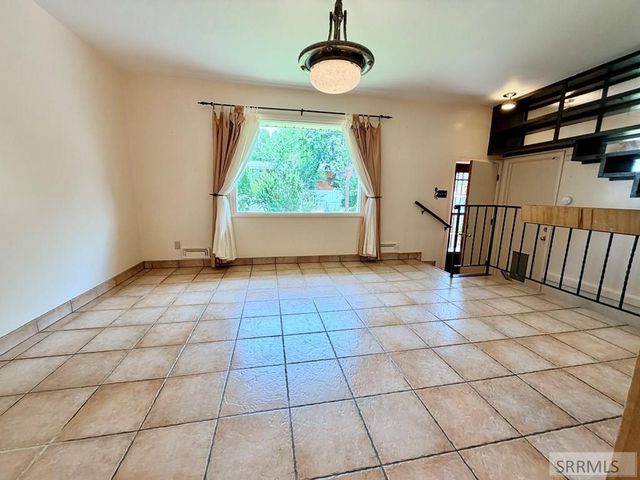 1135 Austin Avenue, Idaho Falls, ID 83404
