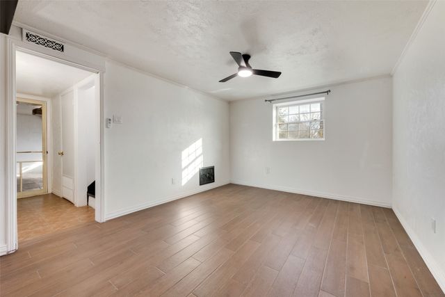 129 Senter Valley Road, Irving, TX 75060