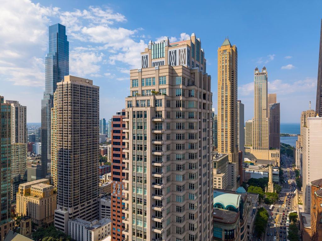118 E ERIE Street 28F, Chicago, IL 60611 — exterior
