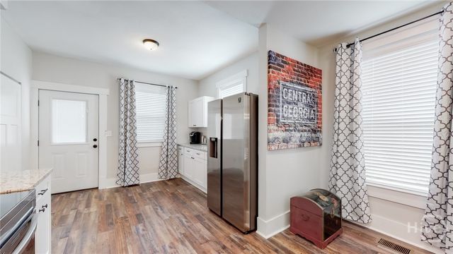 430 Lawton Avenue, Savannah, GA 31404