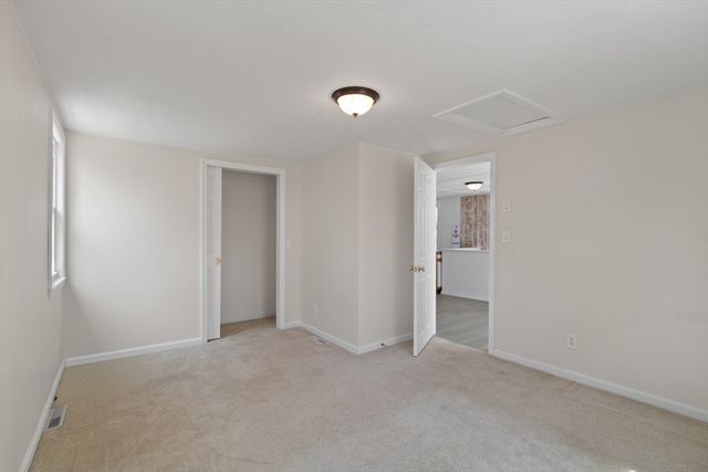 7 Lake View Blvd, Plymouth, MA 02360