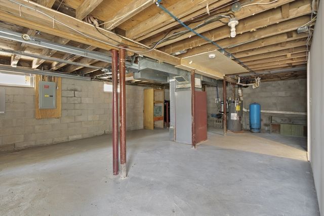 7 Lake View Blvd, Plymouth, MA 02360