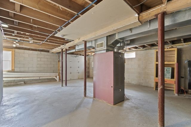 7 Lake View Blvd, Plymouth, MA 02360