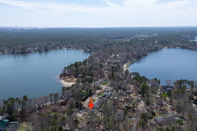 7 Lake View Blvd, Plymouth, MA 02360