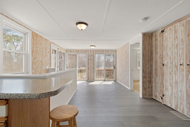 7 Lake View Blvd, Plymouth, MA 02360