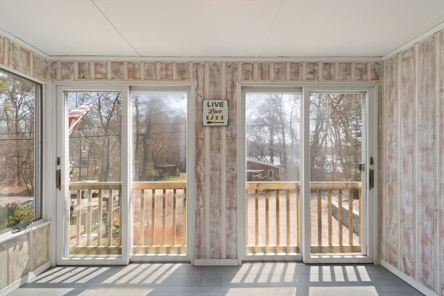 7 Lake View Blvd, Plymouth, MA 02360