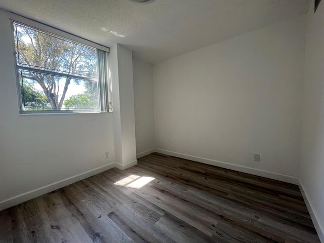 6161 NW 2nd Avenue 114, Boca Raton, FL 33487