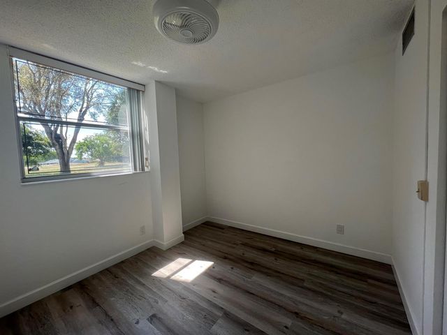 6161 NW 2nd Avenue 114, Boca Raton, FL 33487