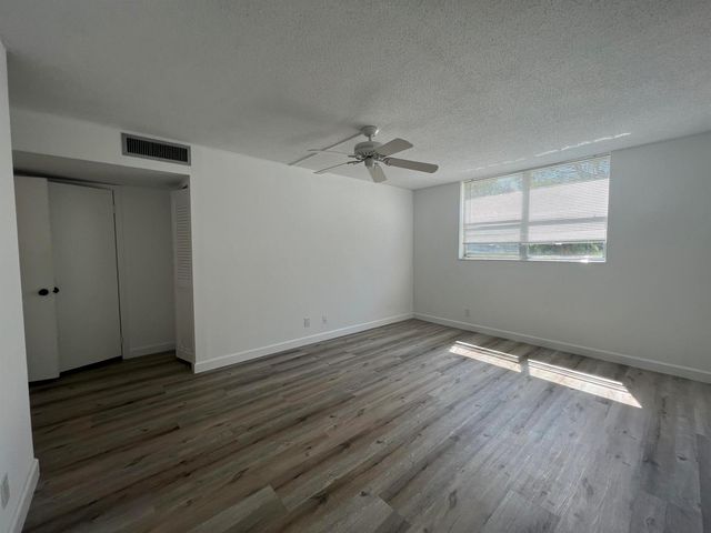 6161 NW 2nd Avenue 114, Boca Raton, FL 33487
