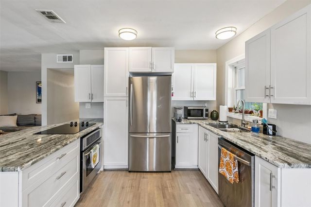 2732 HERTHA AVENUE, Orlando, FL 32826