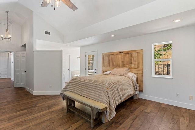 3266 Campbell Cir, Rescue, CA 95672