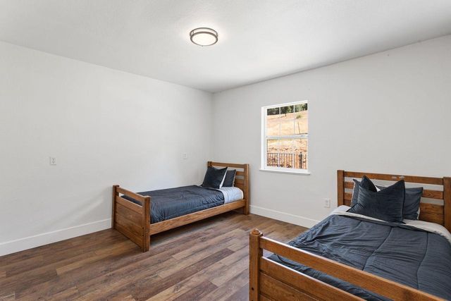 3266 Campbell Cir, Rescue, CA 95672