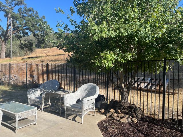 3266 Campbell Cir, Rescue, CA 95672