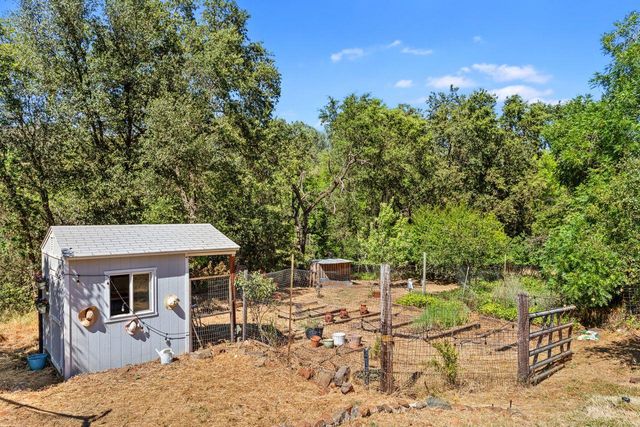 3266 Campbell Cir, Rescue, CA 95672