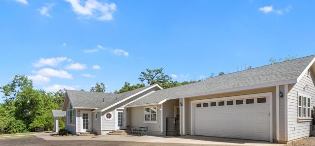 3266 Campbell Cir, Rescue, CA 95672