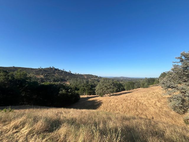 3266 Campbell Cir, Rescue, CA 95672
