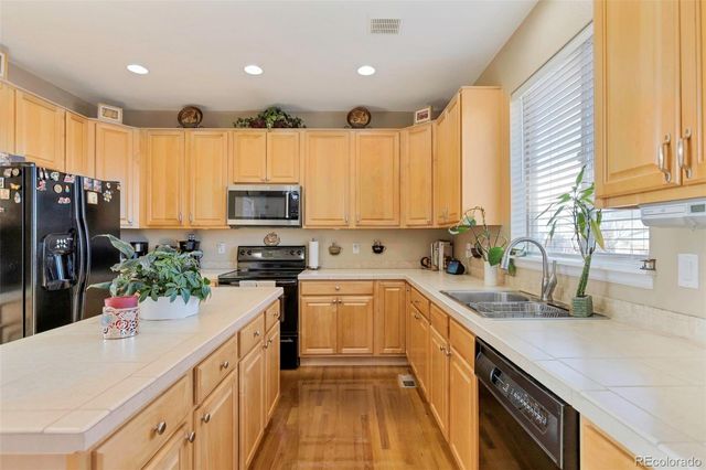 2430 S Fundy Circle, Aurora, CO 80013