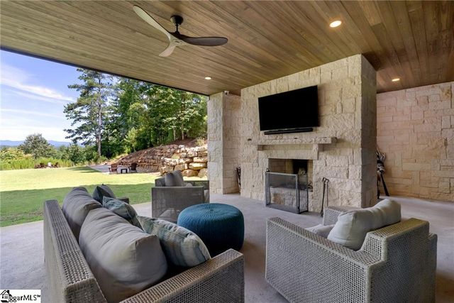 117 Sweet Blossom Way, Six Mile, SC 29682