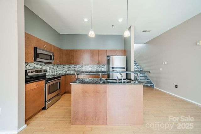 279 Mcdonald Avenue, Charlotte, NC 28203