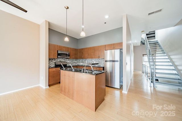 279 Mcdonald Avenue, Charlotte, NC 28203