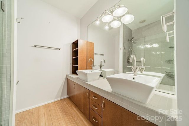 279 Mcdonald Avenue, Charlotte, NC 28203