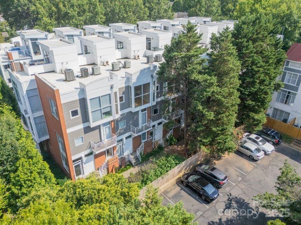 279 Mcdonald Avenue, Charlotte, NC 28203