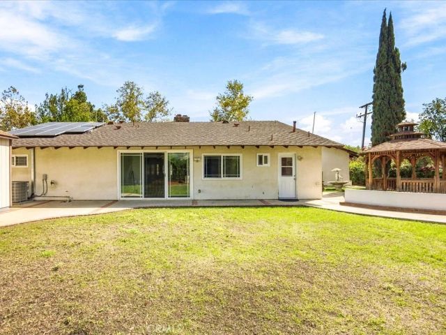 2285 N Indian Hill, Claremont, CA 91711