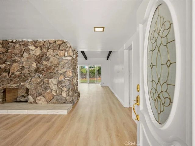 2285 N Indian Hill, Claremont, CA 91711