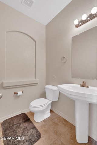 1629 SORA Way, El Paso, TX 79911