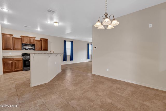 1629 SORA Way, El Paso, TX 79911