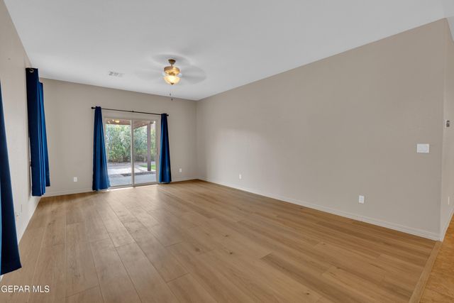 1629 SORA Way, El Paso, TX 79911