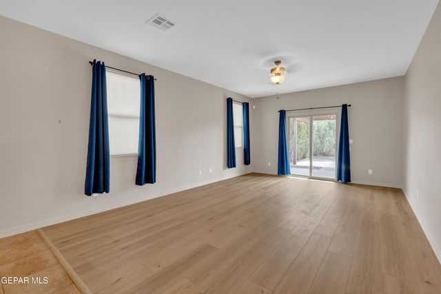 1629 SORA Way, El Paso, TX 79911