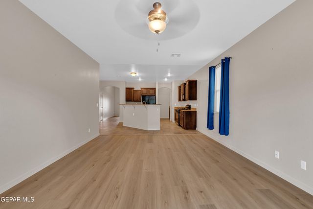 1629 SORA Way, El Paso, TX 79911