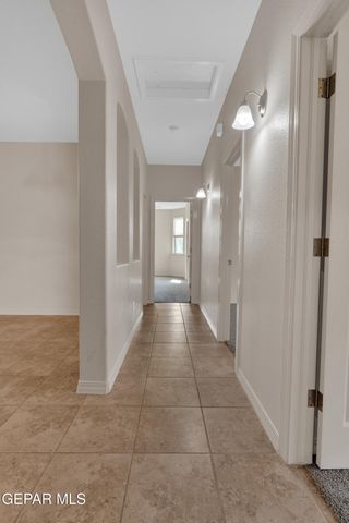 1629 SORA Way, El Paso, TX 79911