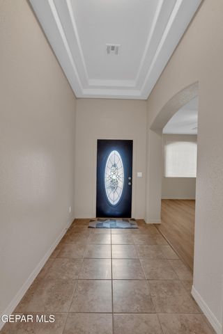 1629 SORA Way, El Paso, TX 79911