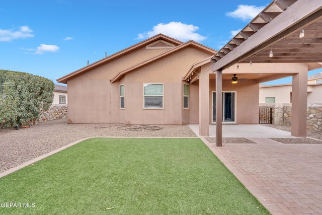 1629 SORA Way, El Paso, TX 79911