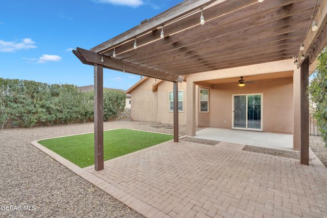 1629 SORA Way, El Paso, TX 79911