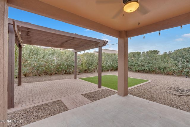 1629 SORA Way, El Paso, TX 79911