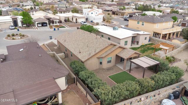 1629 SORA Way, El Paso, TX 79911