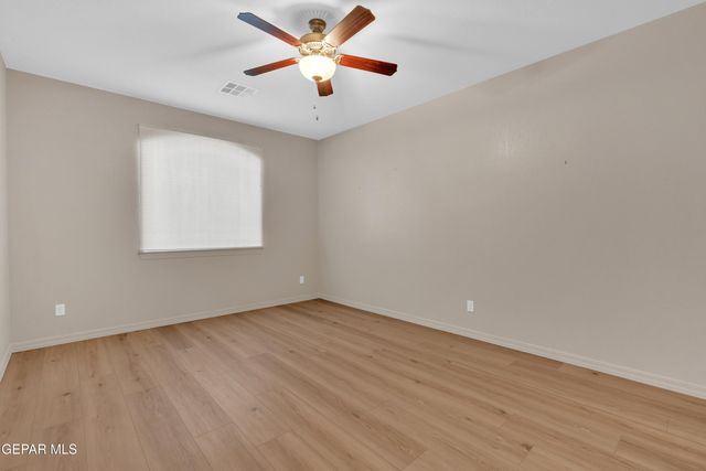 1629 SORA Way, El Paso, TX 79911