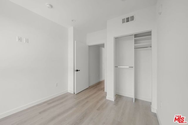 3755 S Canfield Avenue 301, Los Angeles, CA 90034