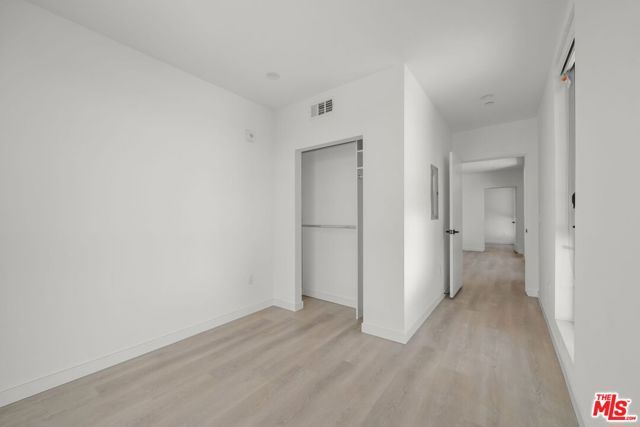 3755 S Canfield Avenue 301, Los Angeles, CA 90034