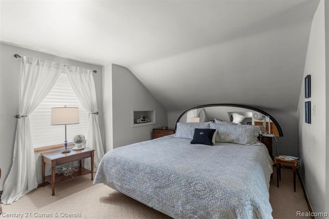 1817 N York Street, Dearborn, MI 48128