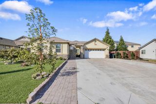 1051 Heartland Dr, Manteca, CA 95337