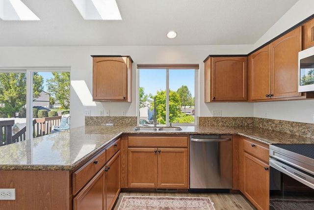 902 S Salish St, Airway Heights, WA 99224